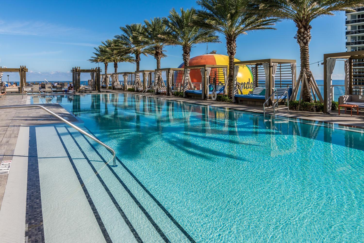 Splendid - Oceanview 1bdr & 1ba Right On The Beach, Heated Pool, Gym Appartement
