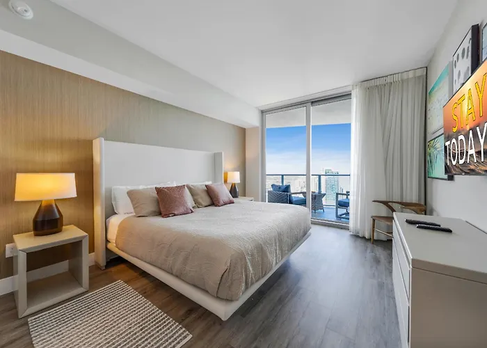 Splendid Resort - Oceanview 1Bdr & 1Ba Apt Right On The Beach, Heated Pool, Gym