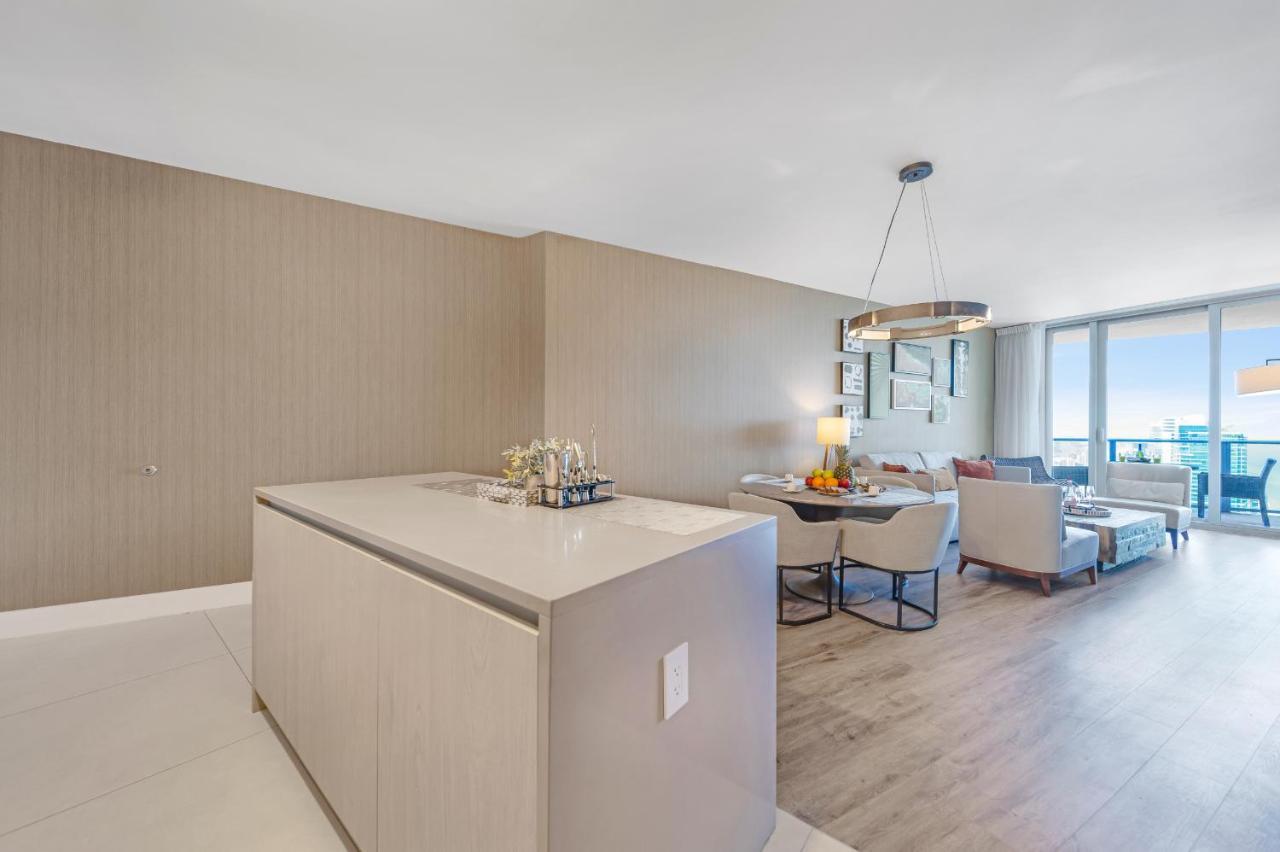 Splendid - Oceanview 1bdr & 1ba Right On The Beach, Heated Pool, Gym Appartamento