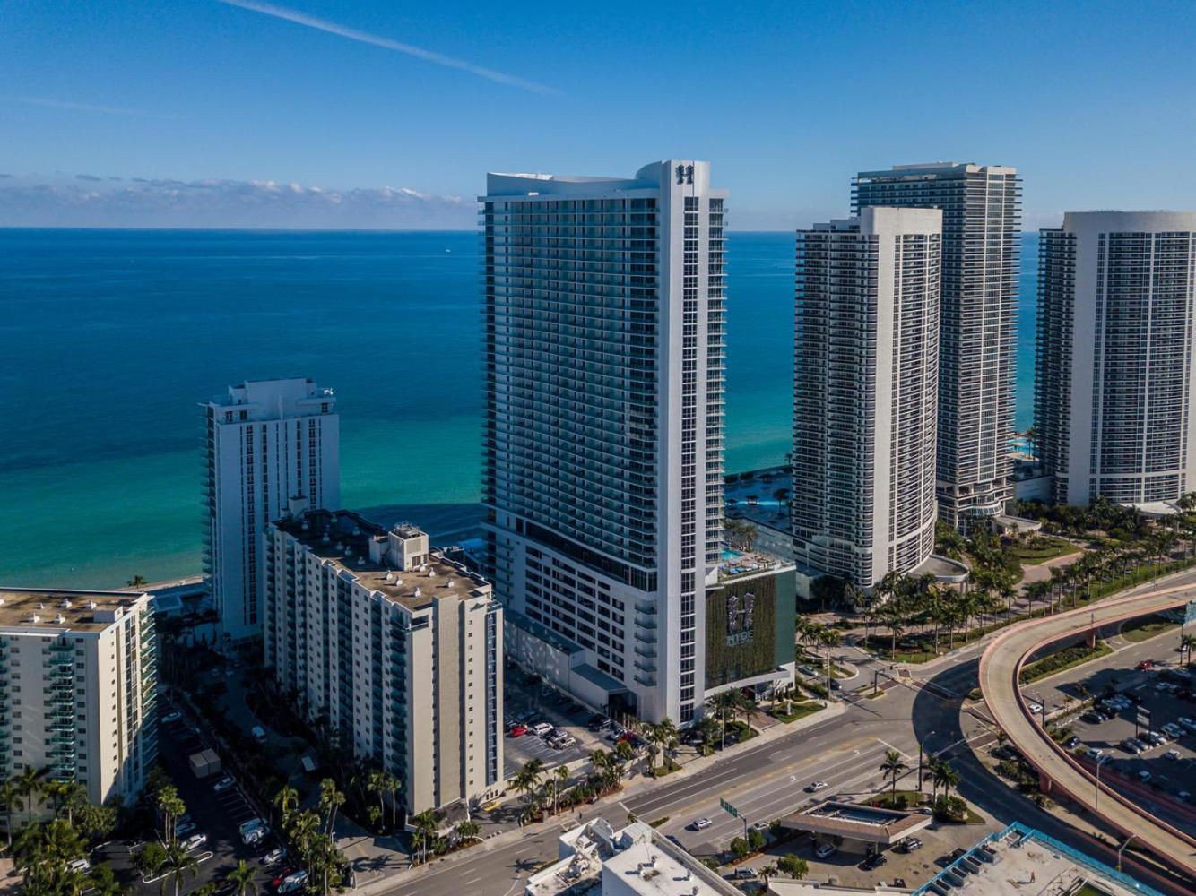 Appartamento Splendid - Oceanview 1bdr & 1ba Right On The Beach, Heated Pool, Gym