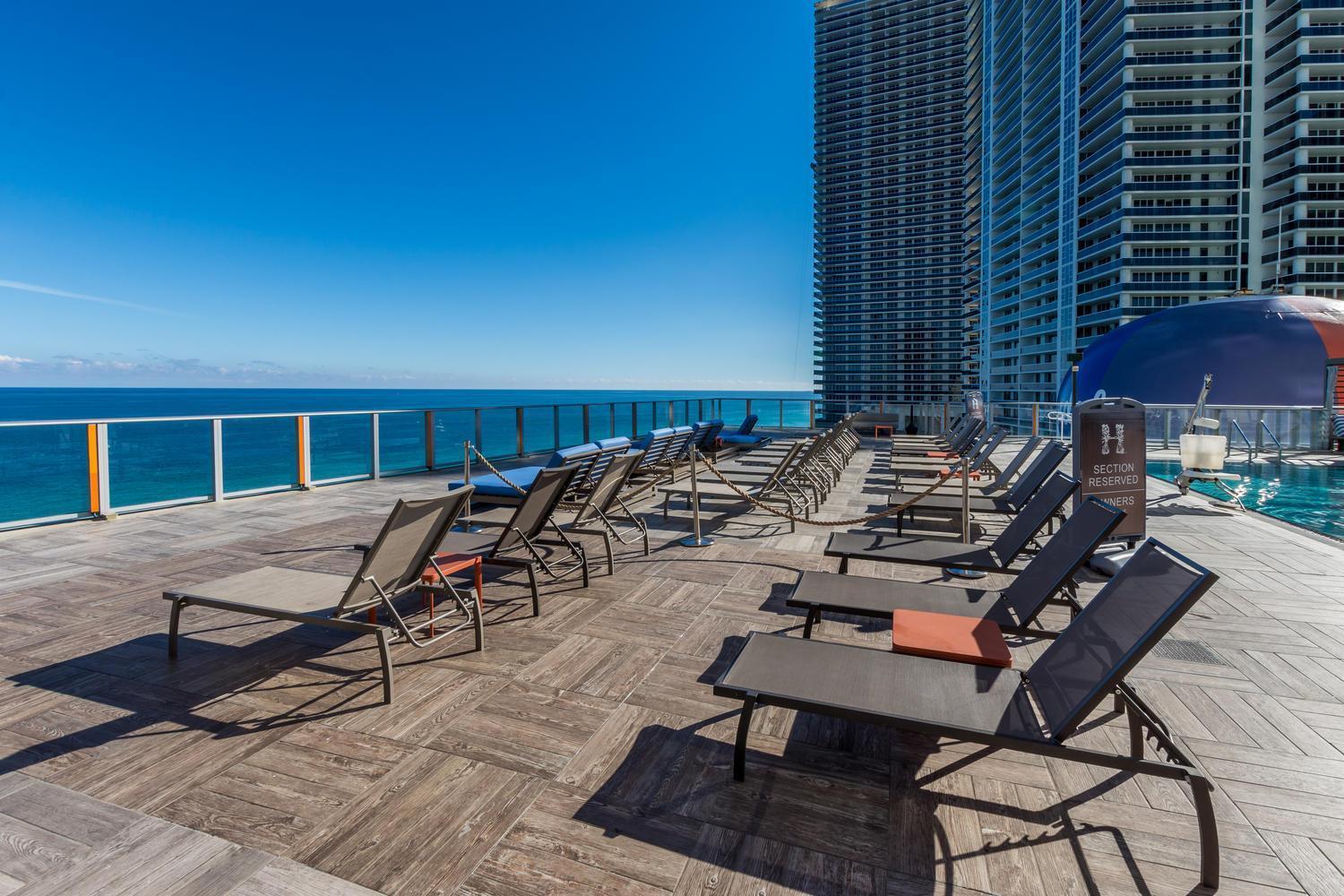 Splendid - Oceanview 1bdr & 1ba Right On The Beach, Heated Pool, Gym Appartamento Hollywood